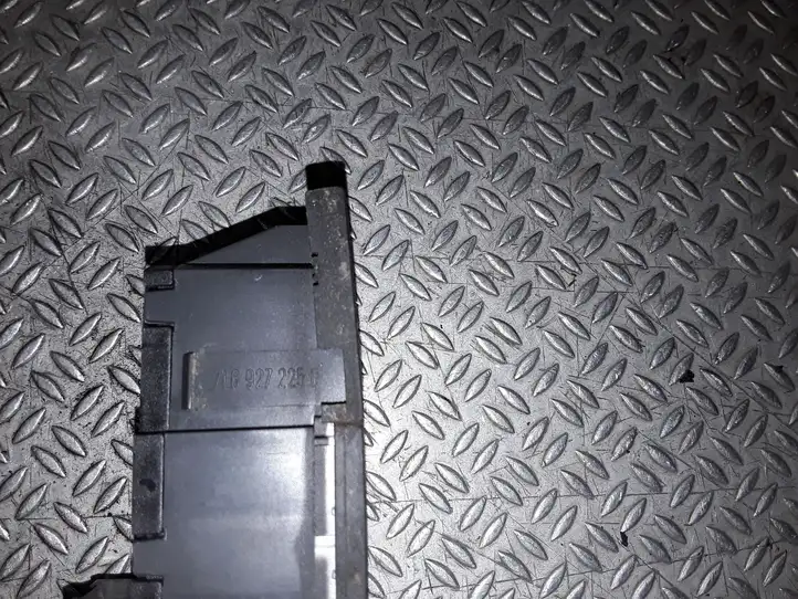 Volkswagen Touareg I (2002 - 2010) 7L6927225C Кнопка ESP — фото 4