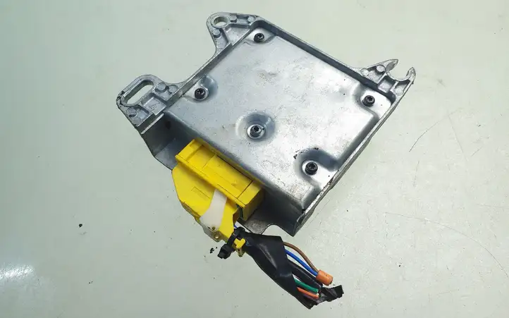 Renault Master II (1998 - 2003)  8200098404 Блок управления надувных подушек