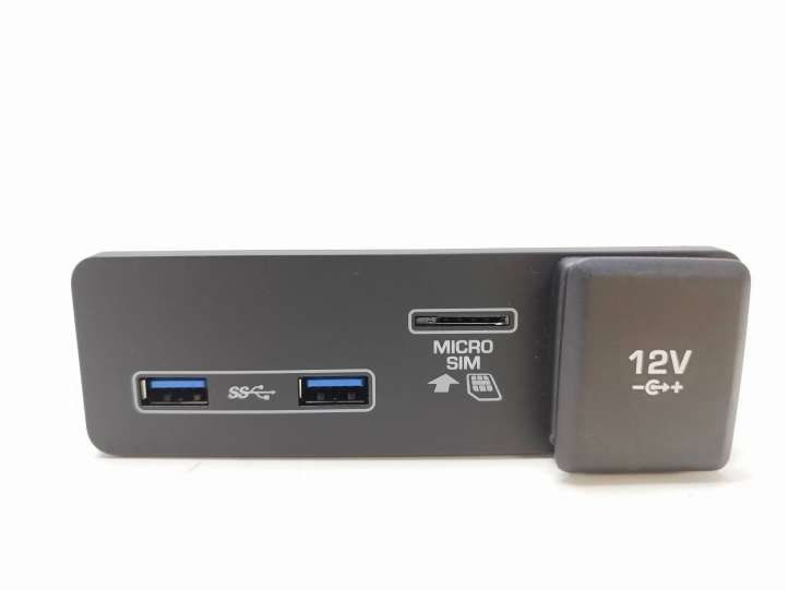 JPLA19E110BB Jaguar I-Pace USB jungtis