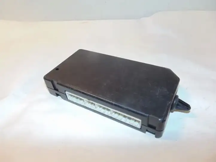 Land Rover Discovery (1998 - 2004)  YWC106350 Mодуль kомфортa