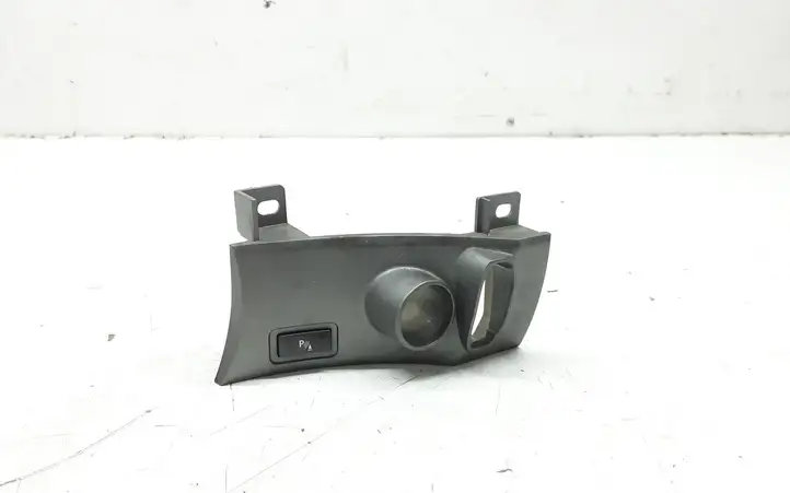 BMW 7 E65 E66 (2001 - 2008) 6131692119001 Кнопка парктроника — фото 1