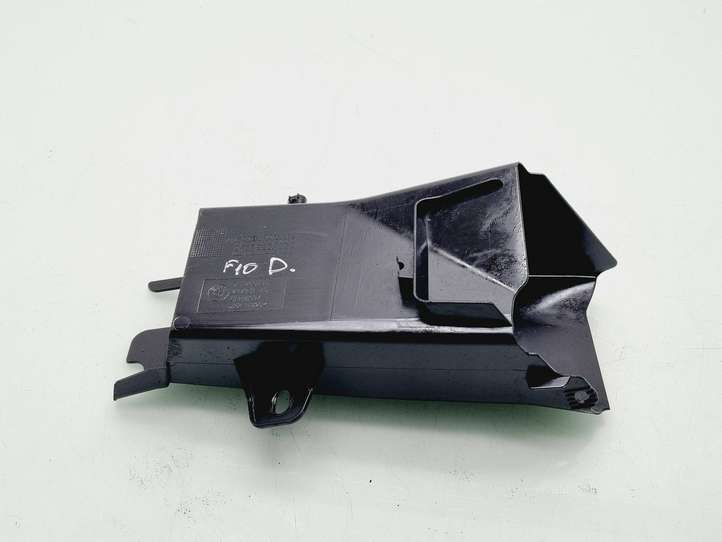 BMW 5 F10 F11 (2009 - 2016)  7200798 Воздуховоды