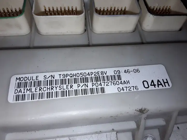 Chrysler Pacifica (2003 - 2008) P04727604AH Модуль комфорта — фото 2