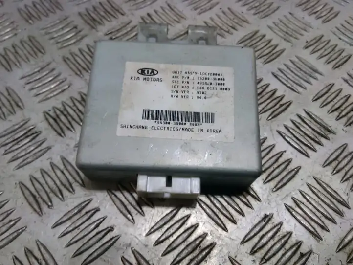 (2011 - 2016) 953003U000 Прочие блоки управления — фото 1