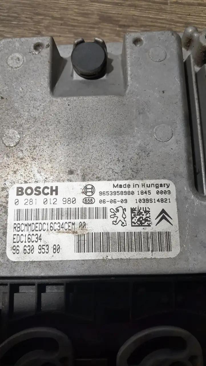 Citroen C4 I Picasso (2006 - 2013) 0281012980 Блок управления двигателем (ЭБУ) — фото 2