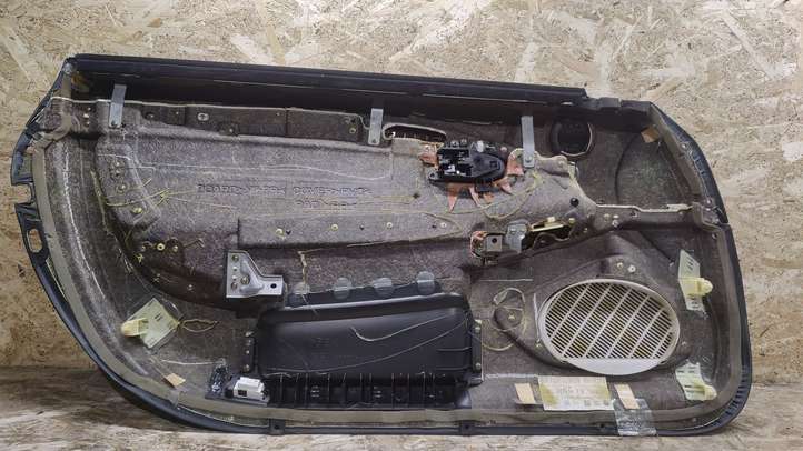 Lexus SC 430 (2001 - 2010)  6777724040 Обшивка передней двери