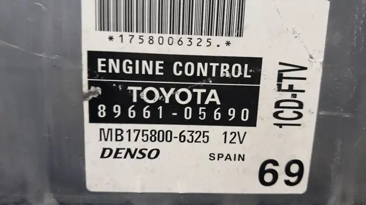 Toyota Avensis T250 (2003 - 2006) 8966105690 Блок управления двигателем (ЭБУ) — фото 3