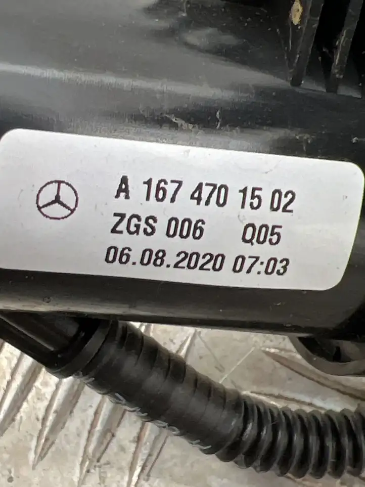 Mercedes-Benz GLE W167 (2019 - ) A1674701502 Заливная трубка AdBlue — фото 5