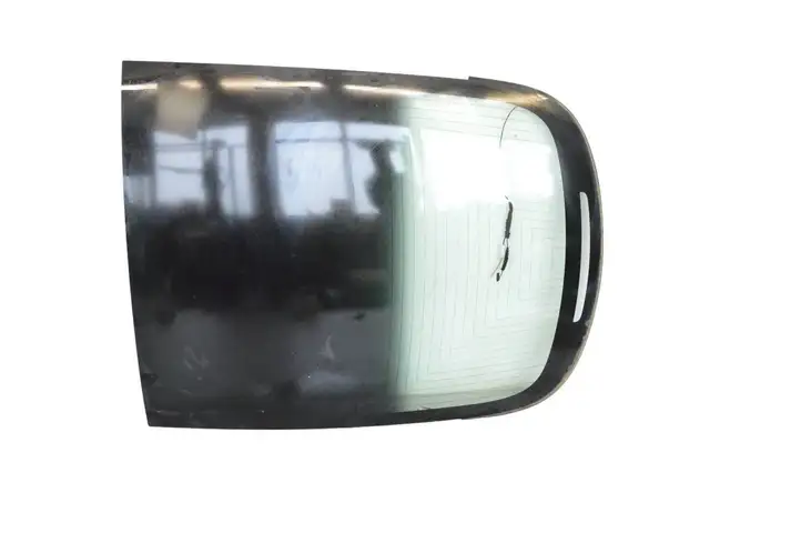 Tesla Model 3 (2017 - 2023) 147292500B Заднее стекло — фото 1