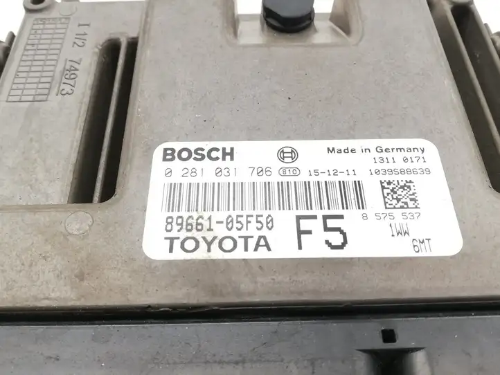 Toyota Avensis T270 (2015 - 2018) 8966105F50 Блок управления двигателем (ЭБУ) — фото 2
