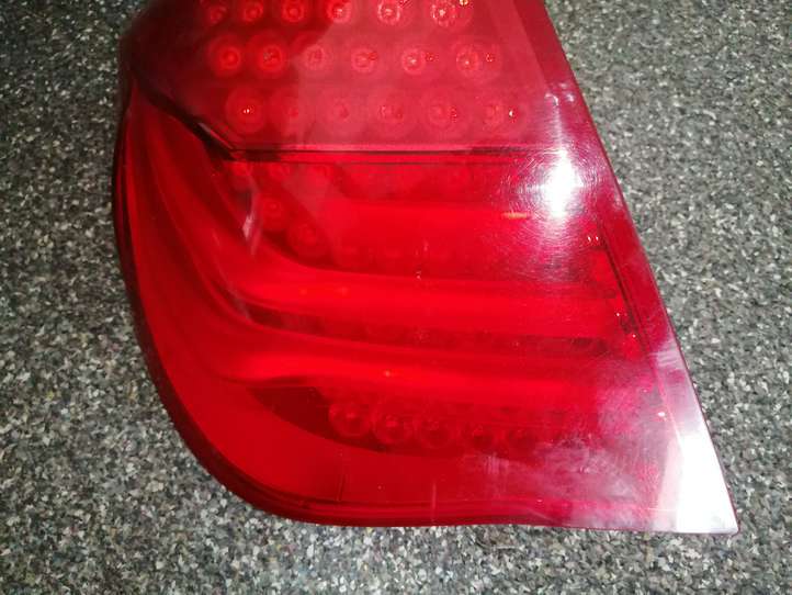 BMW 7 F01 F02 F03 F04 (2008 - 2016)  7182197 Задний фонарь в кузове