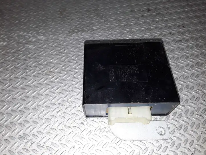 Mitsubishi Pajero (1999 - 2003)  MR495622 Другие блоки управления / модули