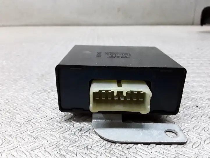 Mitsubishi Pajero (1999 - 2003)  MR495622 Другие блоки управления / модули