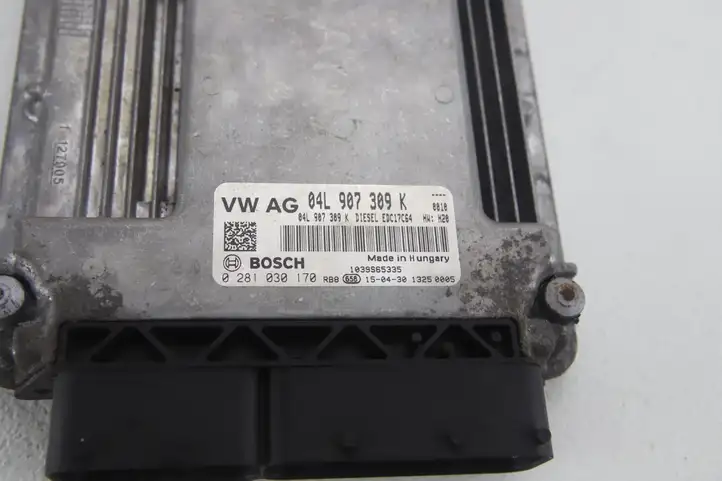 Volkswagen Tiguan (2011 - 2016)  04L907309K Блок управления двигателя