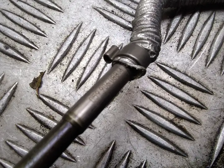 Audi A5 (2007 - 2011)  059906088M Датчик температуры выхлопного газа