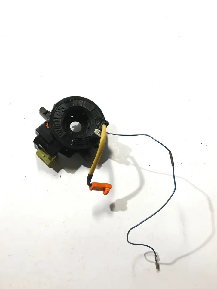 Toyota Hilux (AN10, AN20, AN30) (2004 - 2008) Контактное кольцо SRS — фото 1