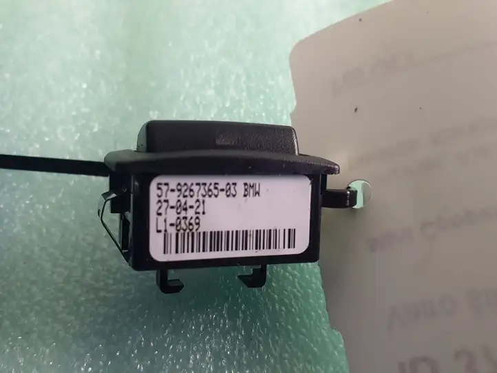 Mini Cooper Countryman F60 (2020 - 2023) 9267365 Кнопка обогрева рулевого колеса — фото 3