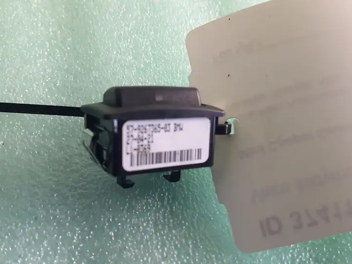 Mini Cooper Countryman F60 (2020 - 2023) 9267365 Кнопка обогрева рулевого колеса — фото 4