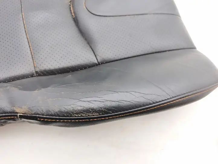 Nissan 350Z (2001 - 2009)   Нижняя часть сиденья водителя