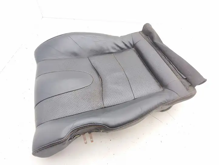 Nissan 350Z (2001 - 2009)   Нижняя часть сиденья водителя