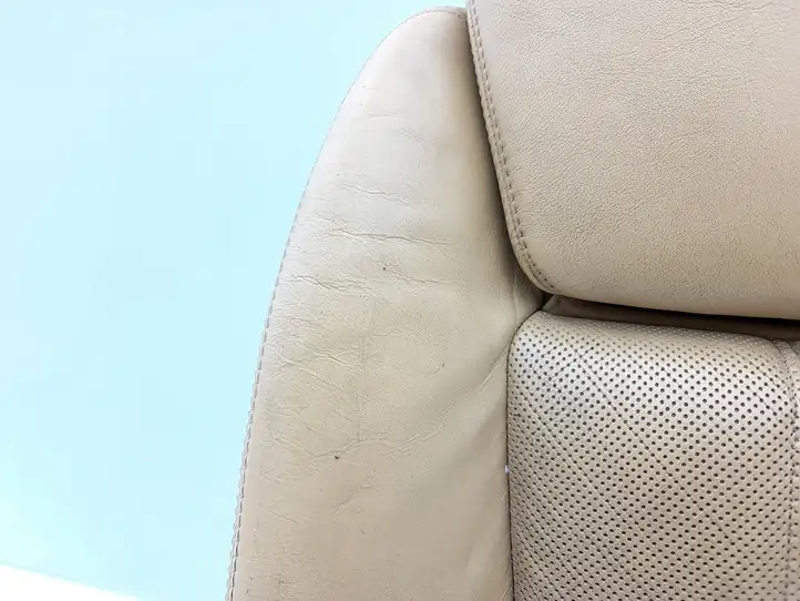 Bentley Flying Spur (2005 - 2012) Нижняя часть сиденья водителя — фото 11