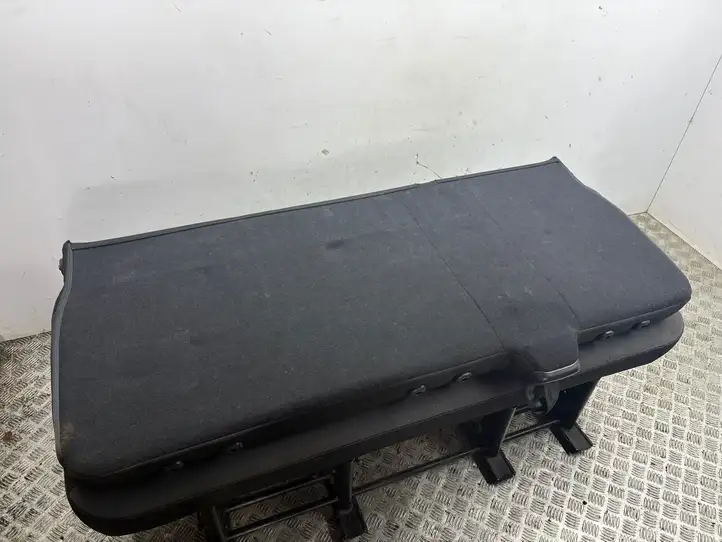 Opel Vivaro (2014 - 2018)   Третьи ряд