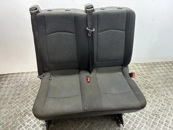 Mercedes-Benz Vito Viano W639 (2010 - 2015) Второй ряд сидений — фото 1