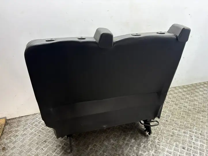 Mercedes-Benz Vito Viano W639 (2010 - 2015) Второй ряд сидений — фото 2