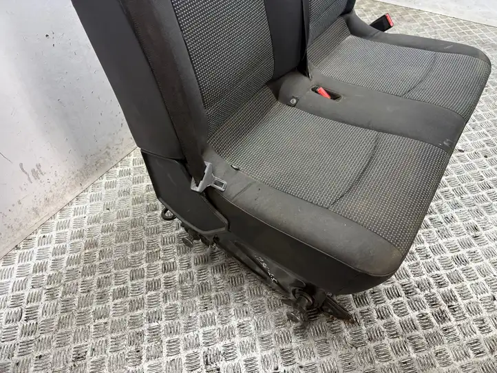 Mercedes-Benz Vito Viano W639 (2010 - 2015) Второй ряд сидений — фото 4
