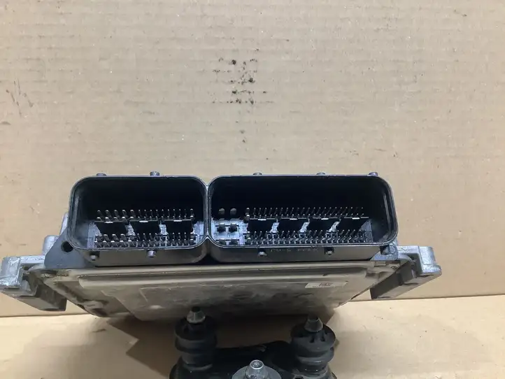 Jeep Grand Cherokee (2010 - 2021)  P05150767AC Блок управления двигателя