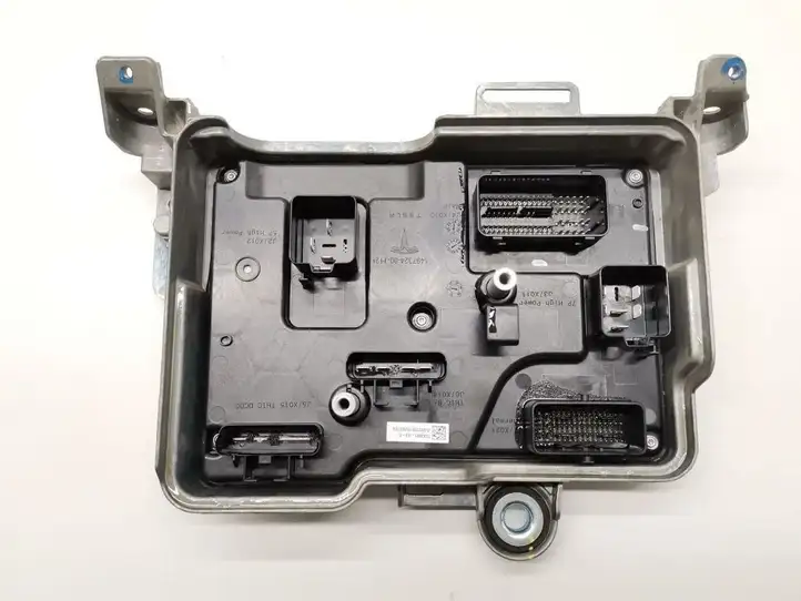 Tesla Model Y (2019 - 2024)  1497327-00-B Блок управления двигателя