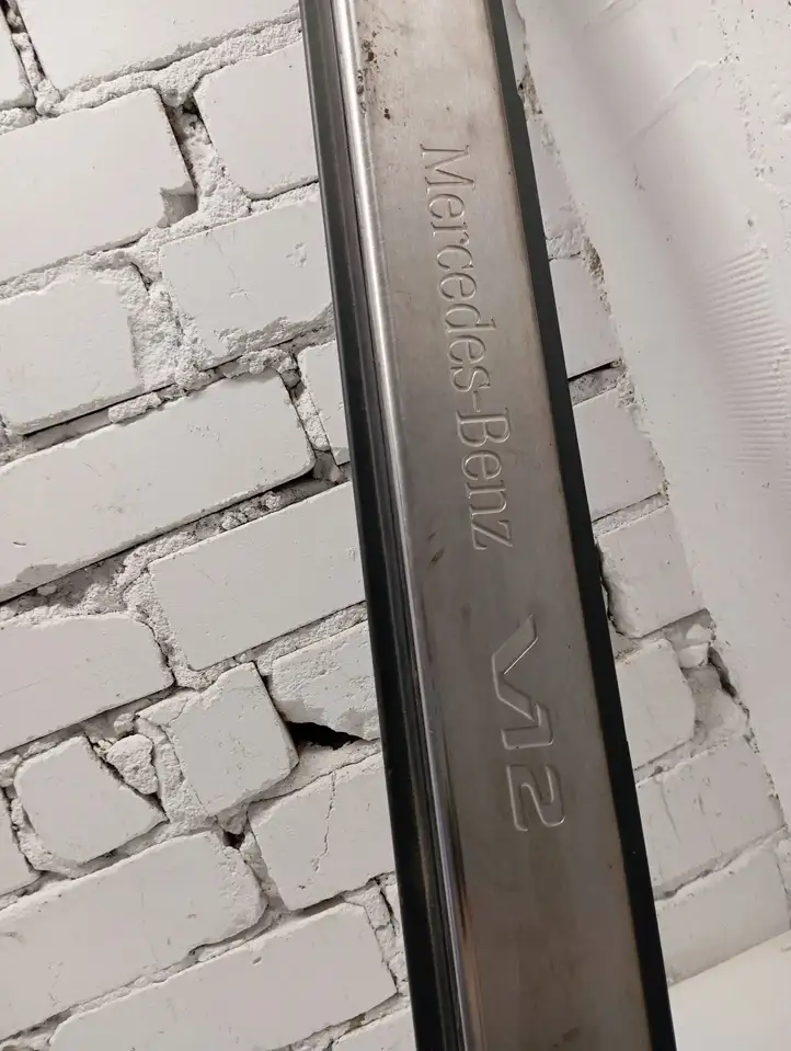 Mercedes-Benz CL C215 (2000 - 2006) 2156800335 Внутренняя отделка переднего порога — фото 2