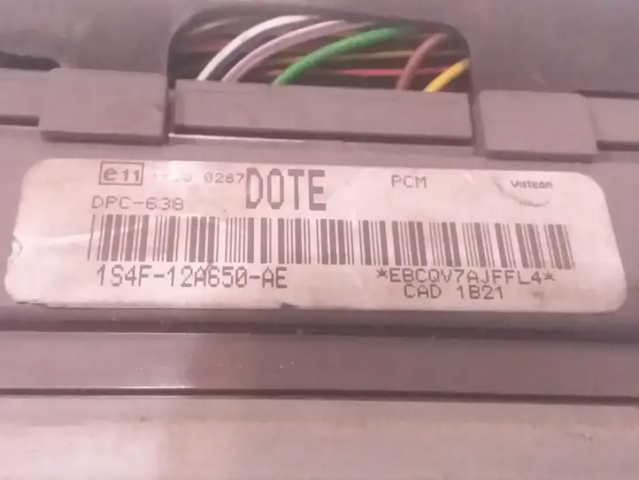 Ford Focus (1998 - 2004)  1S4F12A650AE Блок управления двигателя