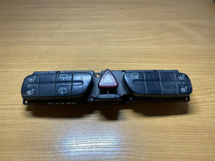 Mercedes-Benz C W203 (2000 - 2007) 2038210951 Блок кнопок на панели — фото 1