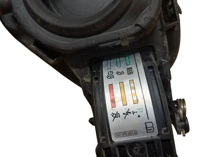 Cupra Leon (2022 - )  5FA809363 Крышка гнезда для зарядки электромобиля