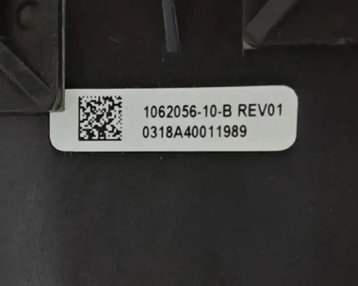 Tesla Model X (2015 - 2021)  106205610B Блок управления дверью