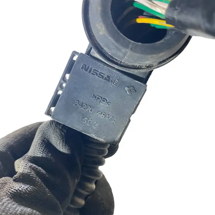 Nissan Rogue (2016 - 2020)  240515HR0B Проводка крышки багажника