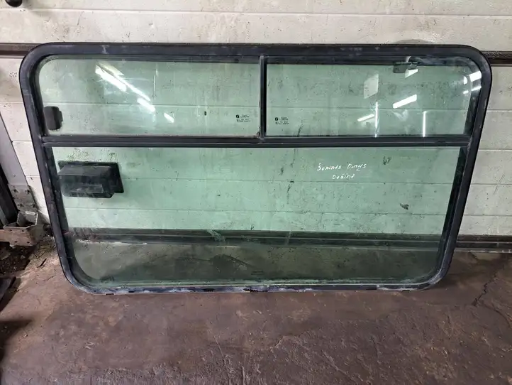 Fiat Ducato (1994 - 2001) 43R005177 Заднее боковое стекло — фото 1
