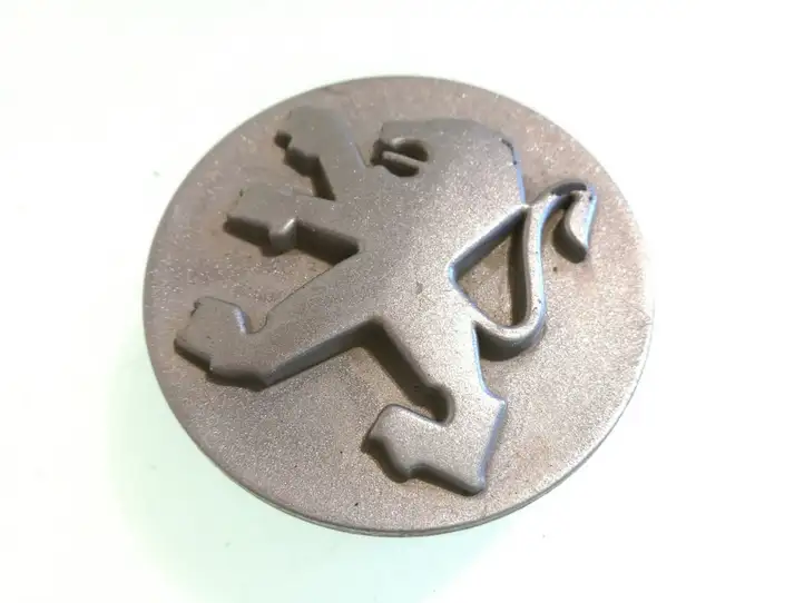 Peugeot 406 (1999 - 2006)  9622199277 Заводская крышка (крышки) от центрального отверстия колеса