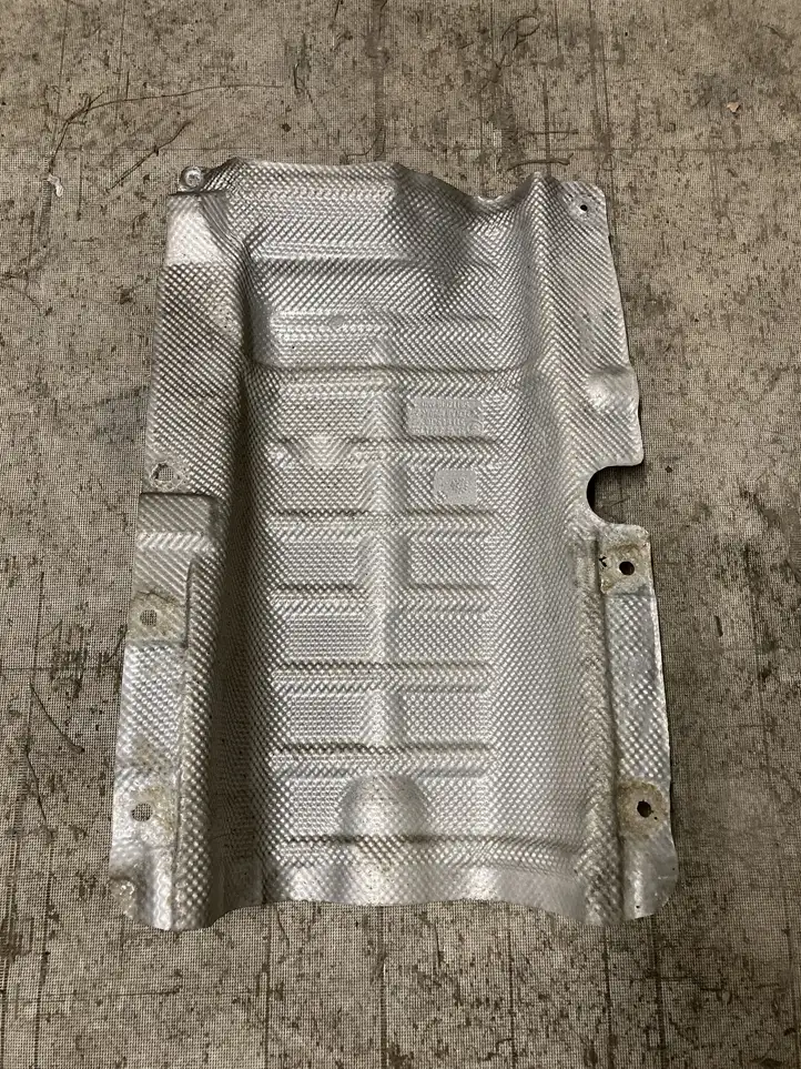 BMW 1 F20 F21 (2011 - 2019) 7241756 Теплоизоляция (теплозащита) — фото 1
