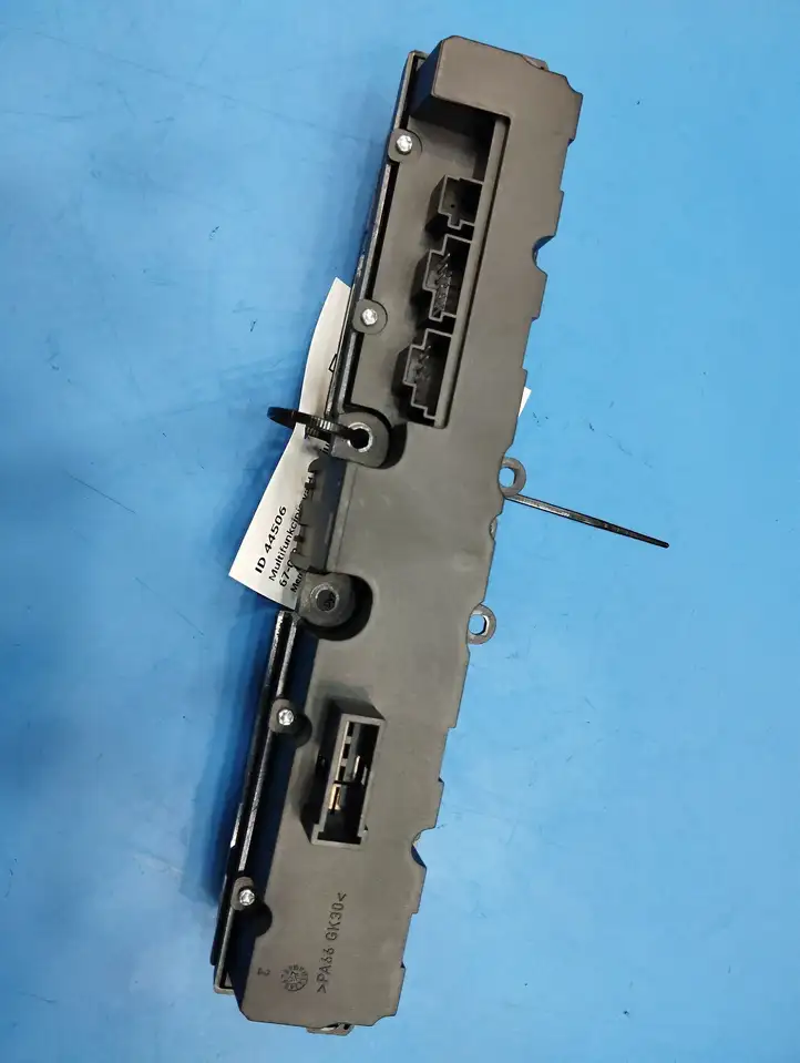 Mercedes-Benz C W203 (2000 - 2007) A2038702510 Блок кнопок на панели — фото 7