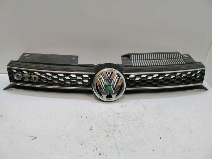 Volkswagen Golf VI (2009 - 2013)  5K0853651A Верхняя решётка