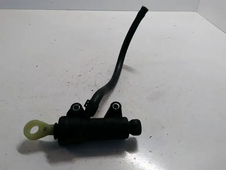 BMW 1 F20 F21 (2011 - 2019) 6773670 Главный цилиндр сцепления — фото 1