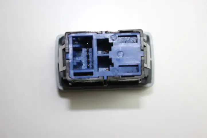 Honda CR-V (2012 - 2016) M48809 Кнопка ESP — фото 3