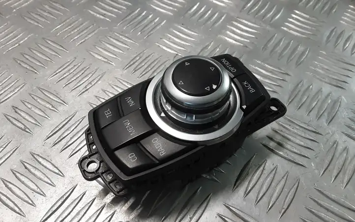 BMW 1 F20 F21 (2011 - 2019) 927070101 Магнитола / мультимедийная система — фото 8