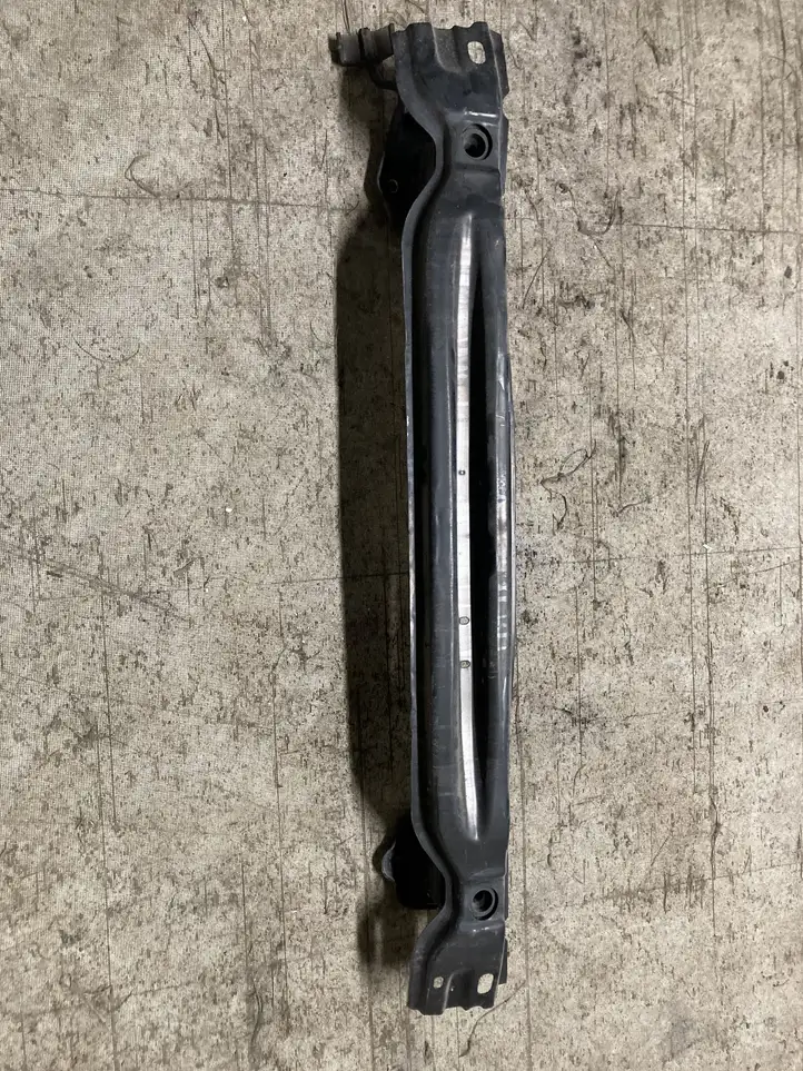 BMW X1 E84 (2009 - 2015)   Задняя балка