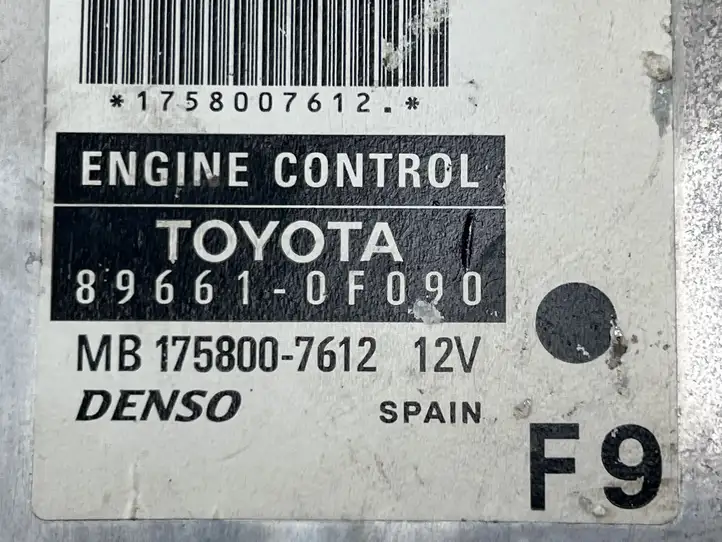 Toyota Corolla Verso AR10 (2004 - 2009) 896610F090 Блок управления двигателем (ЭБУ) — фото 4