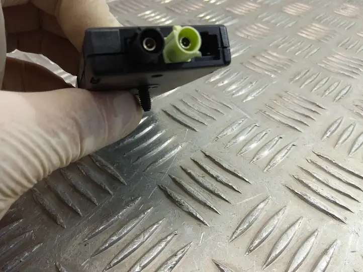 BMW X1 F48 F49 (2015 - 2022) 9352601 Усилитель антенны — фото 2