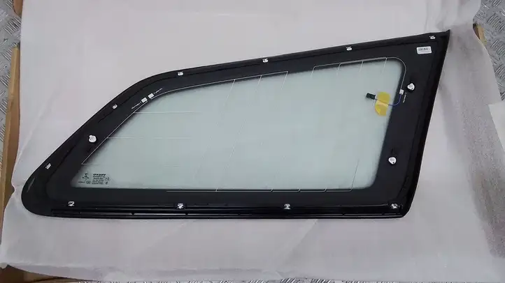 Volvo S90, V90 (2016 - 2020) 32219282 Заднее боковое стекло — фото 2