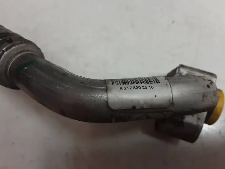 Mercedes-Benz E W212 (2009 - 2016) A2128302516 Трубки и шланги кондиционера — фото 3